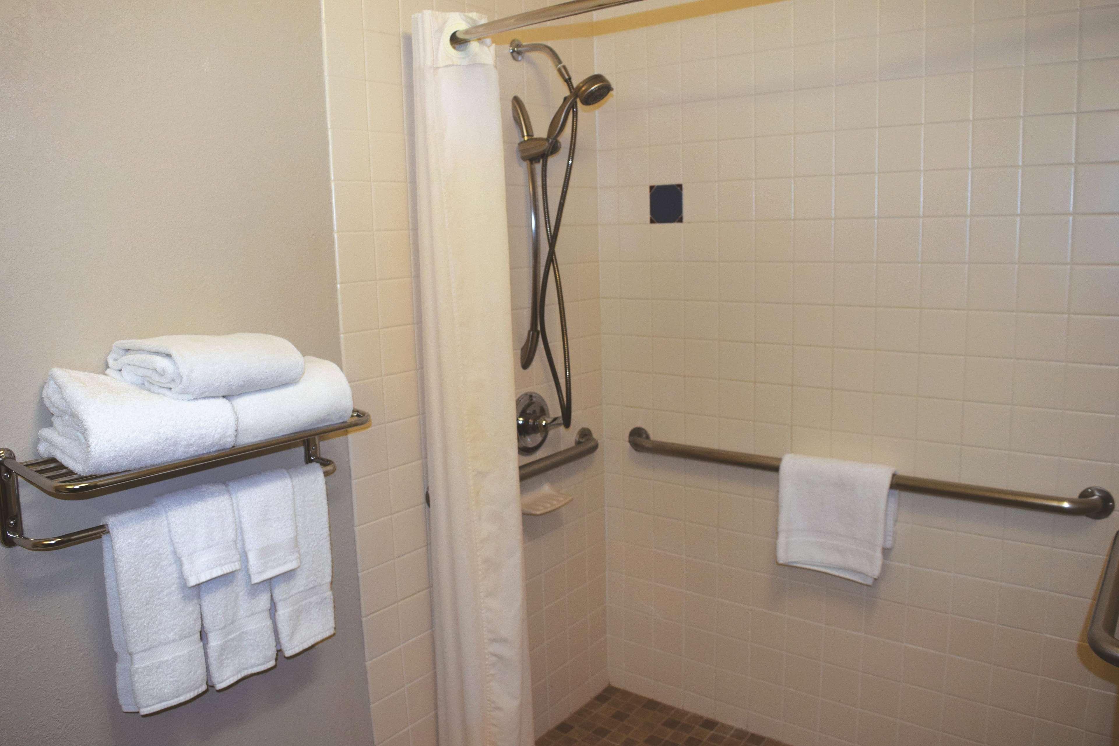 La Quinta Inn By Wyndham Binghamton - Johnson City Eksteriør bilde