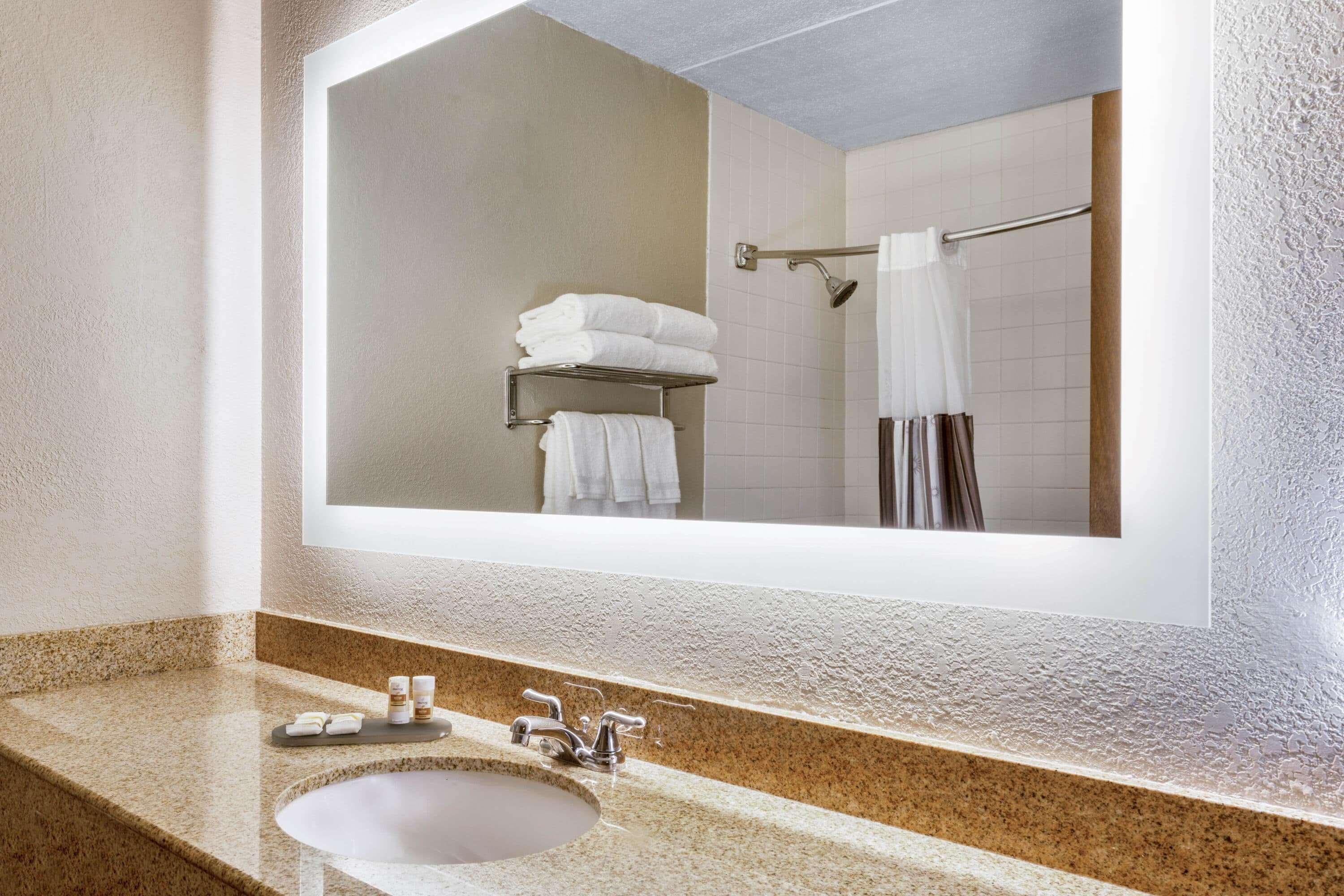 La Quinta Inn By Wyndham Binghamton - Johnson City Eksteriør bilde